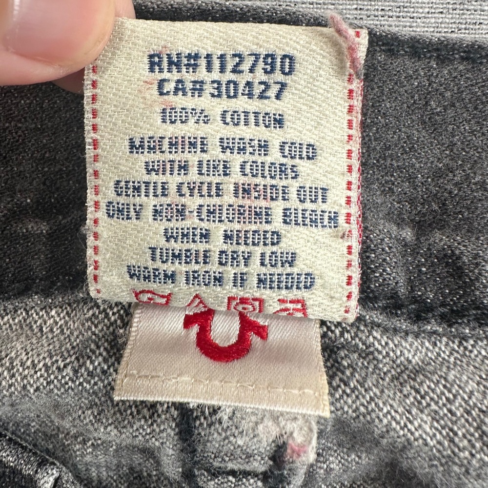 VTG True Religion Bobby Jeans Mens 30 Straight Leg Gray Faded Denim USA Made - Picture 4 of 12